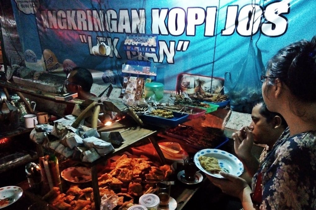 angkringan-lik-man-de-jogja